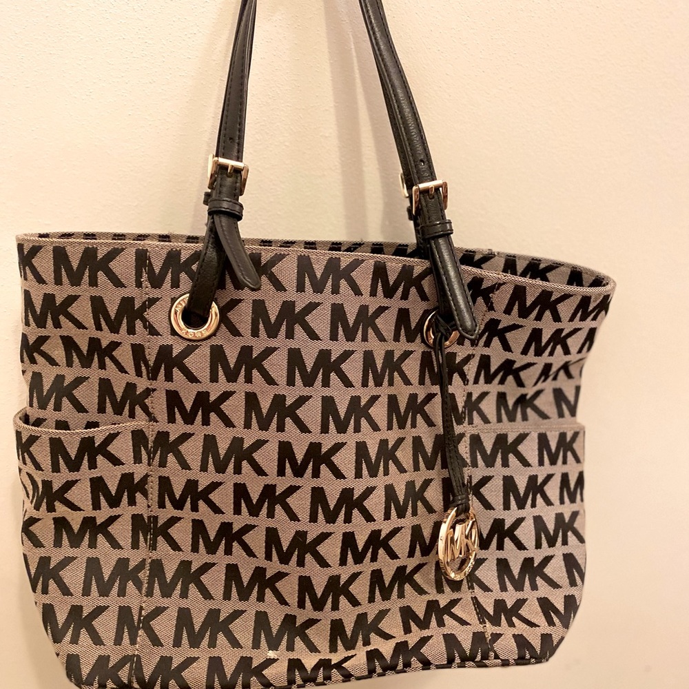 Michael Kors shoulder bag